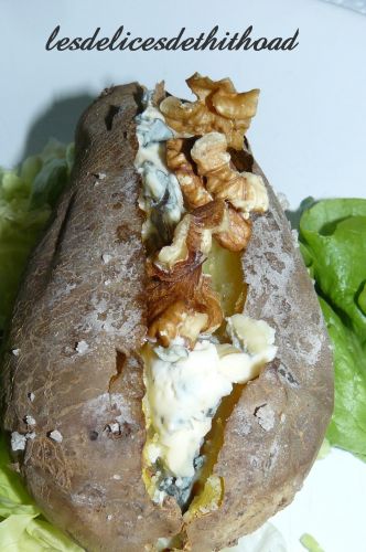 Kartoffeln mit Roquefort und Birne gefüllt