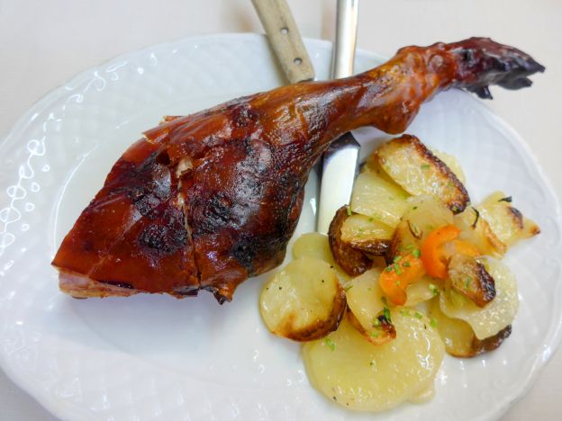 Cochinillo asado - Spanien