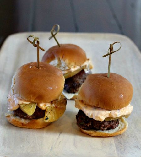 Rauchige Burger mit Mayo