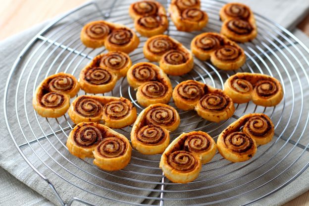 Doppelschnecken mit getrockneten Tomaten