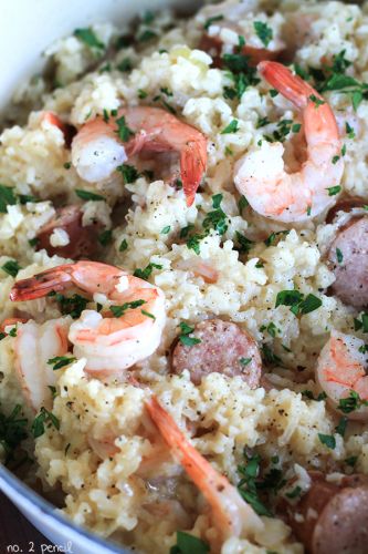 ONE POT: Reis mit Krevetten und Würstchen