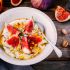 Fruchtjoghurt mit Honig