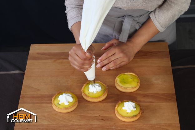 Die Tartelettes zusammensetzen: