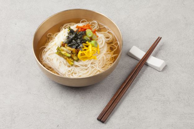 Janchi?guksu