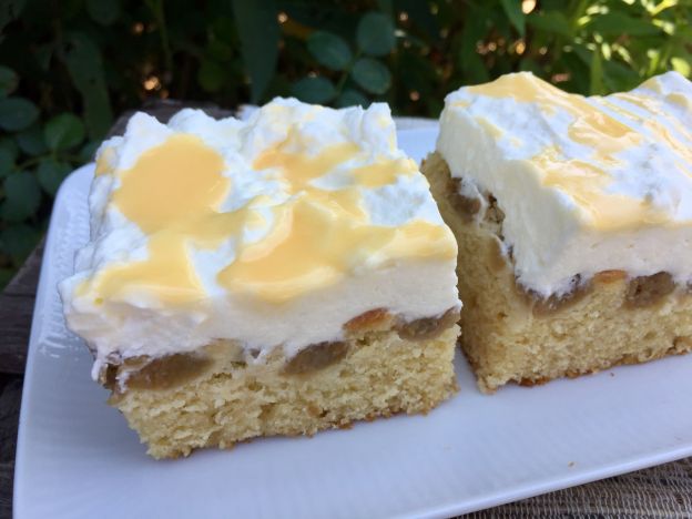 Stachelbeerkuchen mit Eierlikör