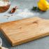 Schneidbrett aus Holz reinigen