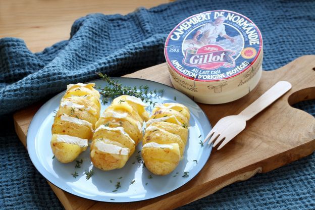 Schwedische Fächerkartoffeln mit Camembert