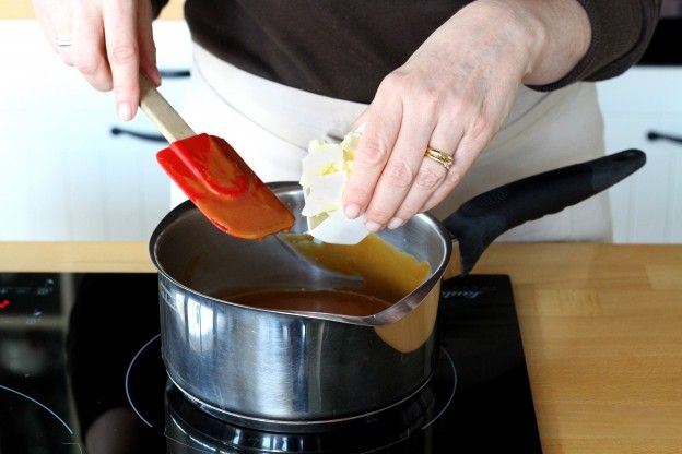 Butter hinzugeben