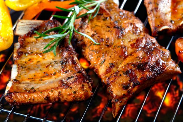 Schadstoffe beim Grillen vermeiden
