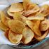 Selbst gemachte Chips mit Meersalz