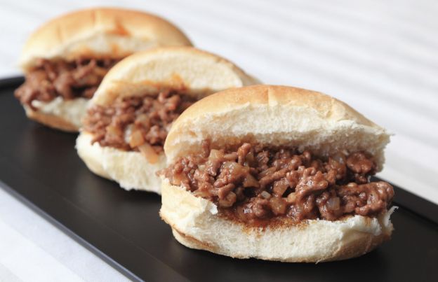 Selbstgemachte Burger und Sloppy Joe