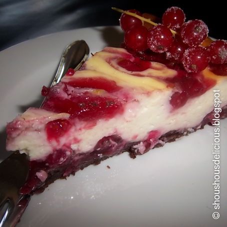 Johannisbeer Käsekuchen mit Schokoboden