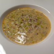 Lauch-Hackfleisch-Suppe