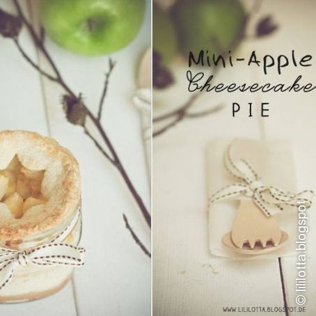 Mini-Apple-Cheesecake-Pie