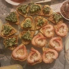 Canapés mit Frischkäse und Lachs