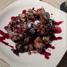 Österreichischer, super SAFTIGER KAISERSCHMARRN mit frischen Kirschen!