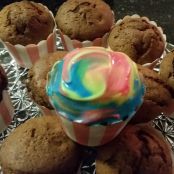 Regenbogen-Cupcake