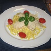 Nudeln in Pestosahne mit Hähnchenfilet - Schritt 1