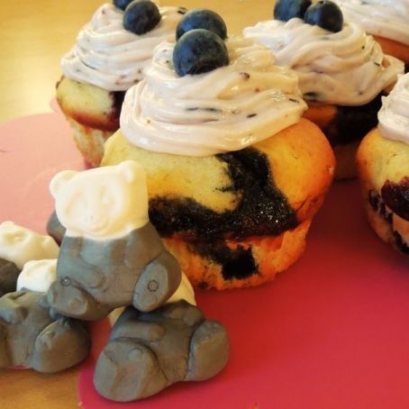 HARIBO Panda Blueberry Cupcakes