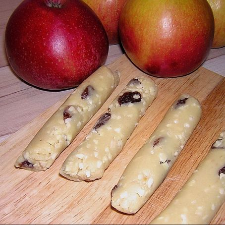 Bratäpfel mit Marzipanfüllung und Vanillesoße