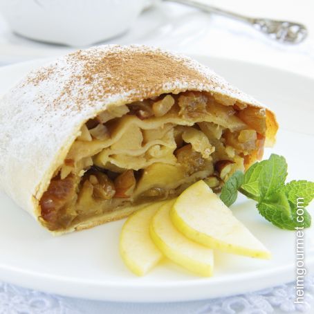 Apfelstrudel mit Mürbteig