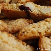 Cantuccini mit weißer Schokolade und Cranberries - Schritt 2