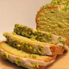 Avocado-Pistazienkuchen