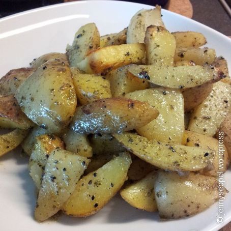 Ofen-Kartoffeln mit Salbei-Rosmarin
