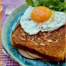 Croque Monsieur mit Emmentaler