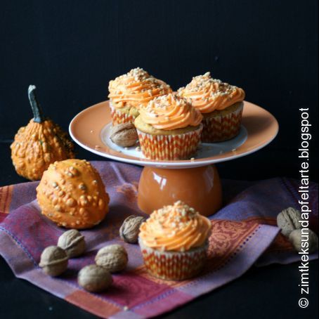 Kürbis Cupcakes mit Creamcheese-Frosting