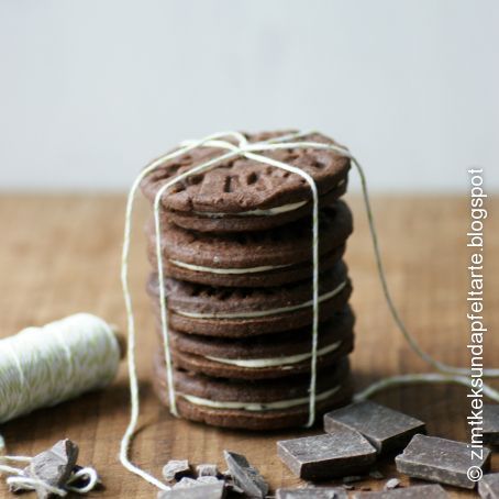 Homemade Oreo-Cookies