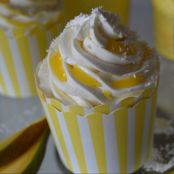 Mango Kokos Cupcakes