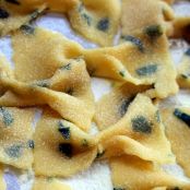 Farfalle con Gamberi al Zafferano