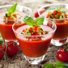 Gazpacho (mit Thermomix-Option)