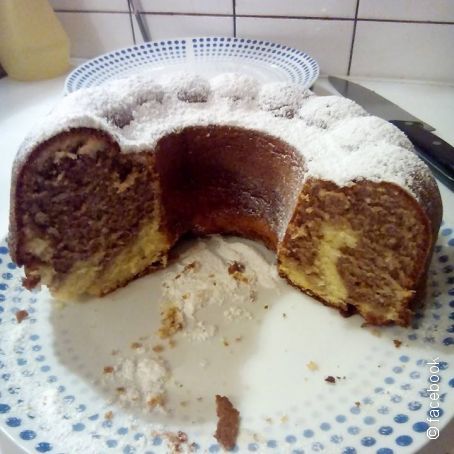 Caros Schlagobers Nutella Gugelhupf