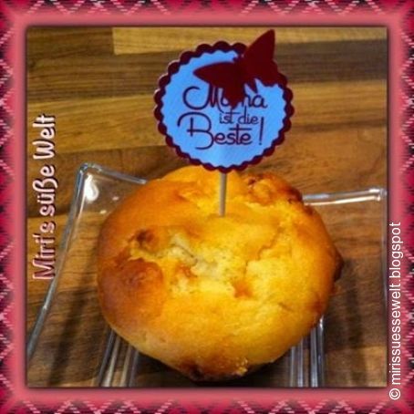 Himbeermuffins mit weißer Schokolade