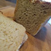 Dinkel-Hirse-Brot