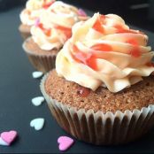 Vegane Erdbeer - Schokoladen Cupcakes