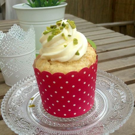 Baklava Cupcake