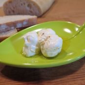 Joghurtbällchen in Olivenöl