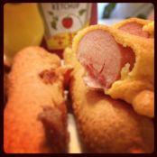 CORN DOG! Rezept für WÜRSTCHEN in einer Mais-Teig-Hülle! Trend aus AMERIKA!