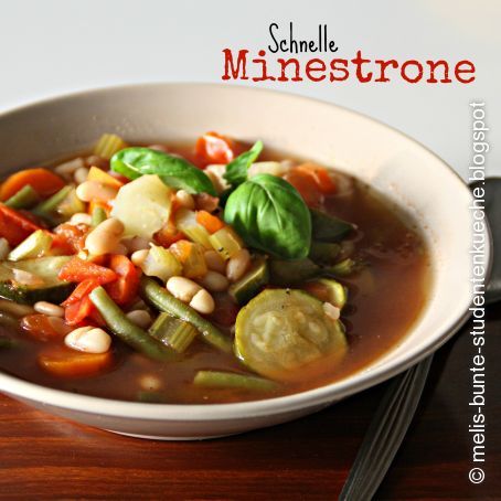 Schnelle Minestrone