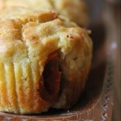 Muffins mit Pesto, Kirschtomaten und Ziegenkäse