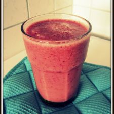 Kirsch-Kokos-Bananen-Smoothie