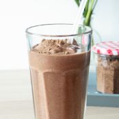 SCHOKO FROSTY SMOOTHIE mit gesunden CHIA-SAMEN! POWER-Frühstück!