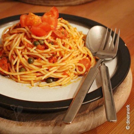 Fiery ajo Espaguetis con chorizo español