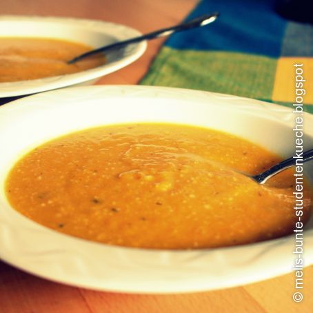 Butternut-Lauch Süppchen mit Zimt und Thymian