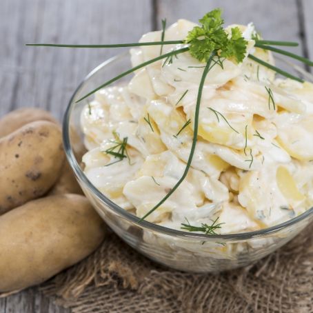 Kartoffelsalat mit Mayonnaise