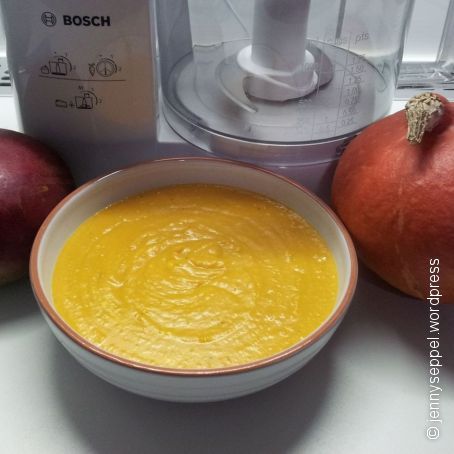 Kürbis-Mango-Suppe