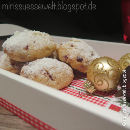 Mini-Quarkstollen mit Cranberrys